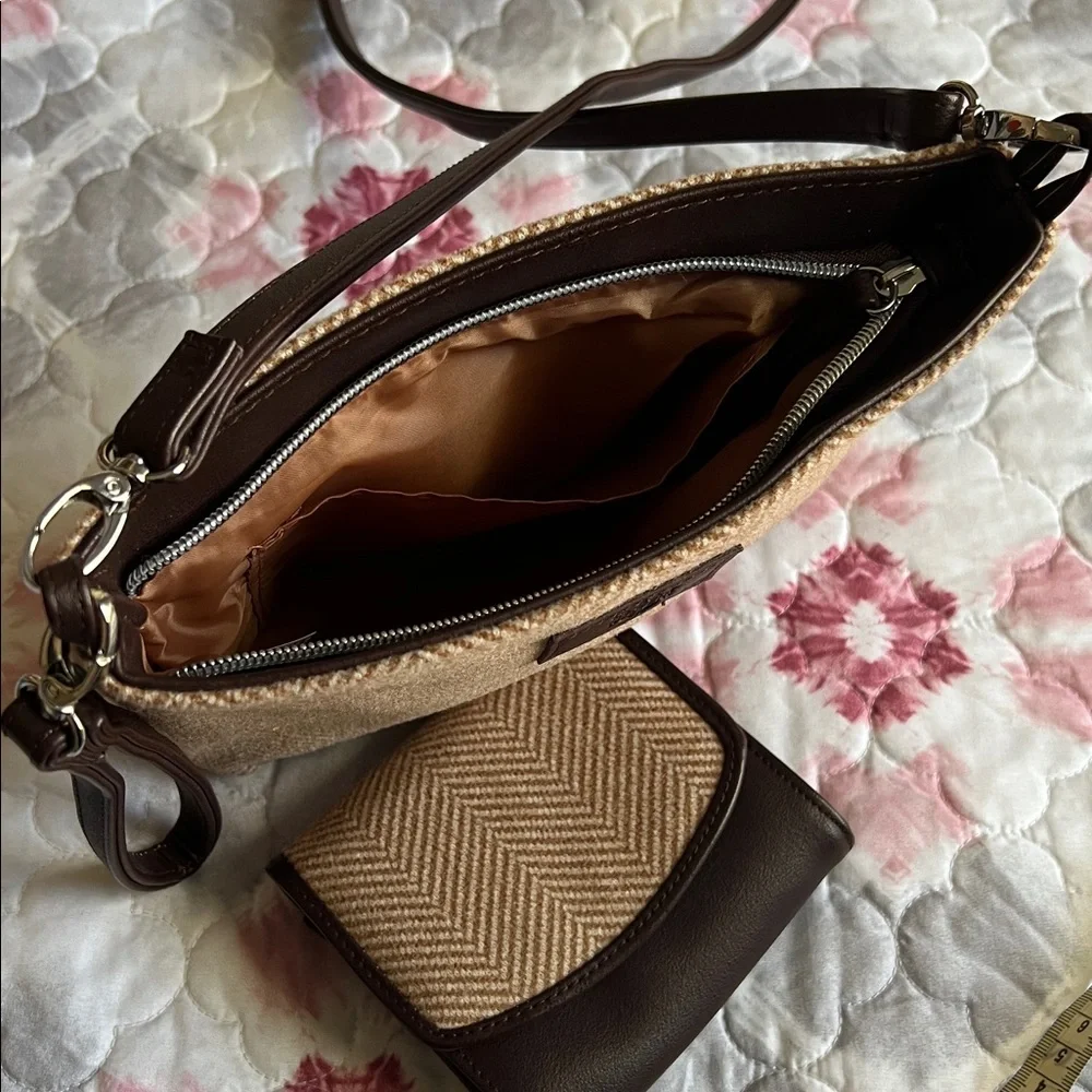 British Bag Company Tan and Brown Purse and Wallet Set Herringbone Wool NWOT
